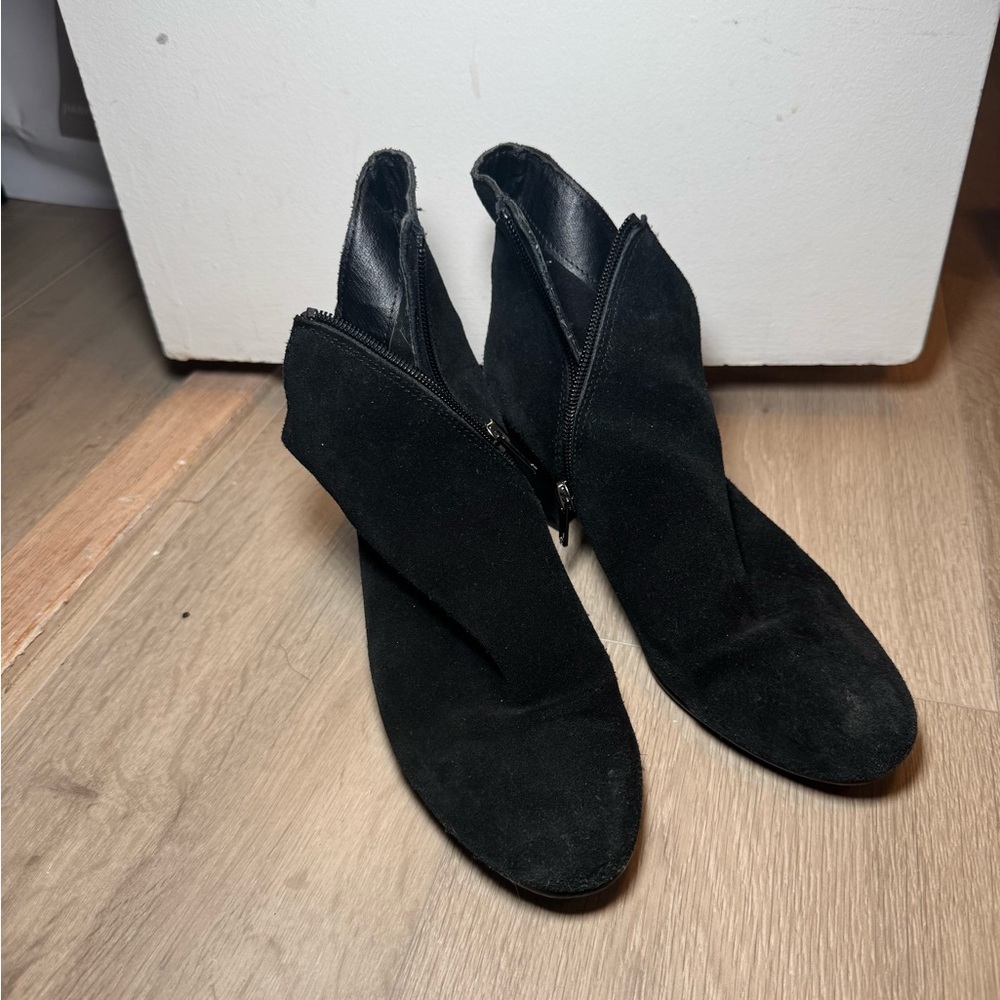 Black Women's Suede Ankle Boots